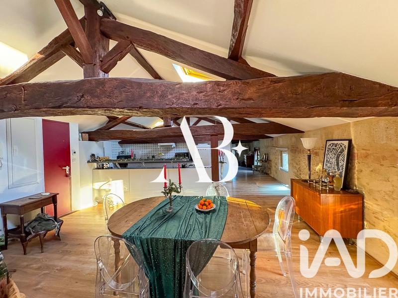 Appartement - 84 m² - 2 pièces