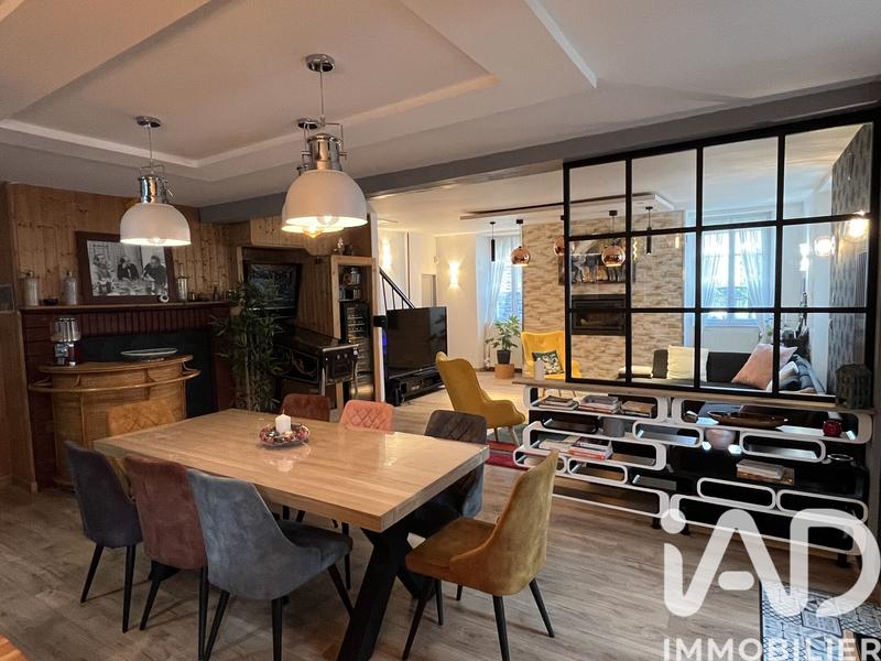 Maison de ville - 196 m² - 6 pièces