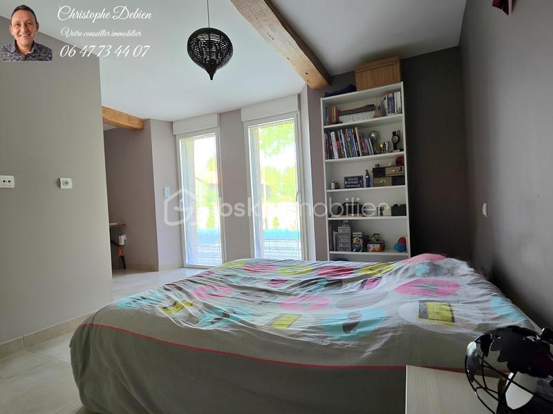 Grange - 231 m² - 10 pièces