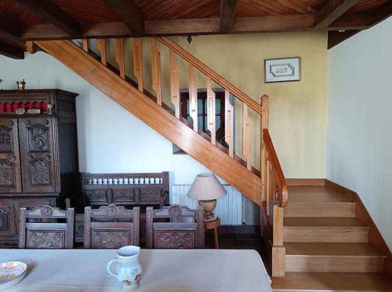 Maison - 163 m² - 9 pièces