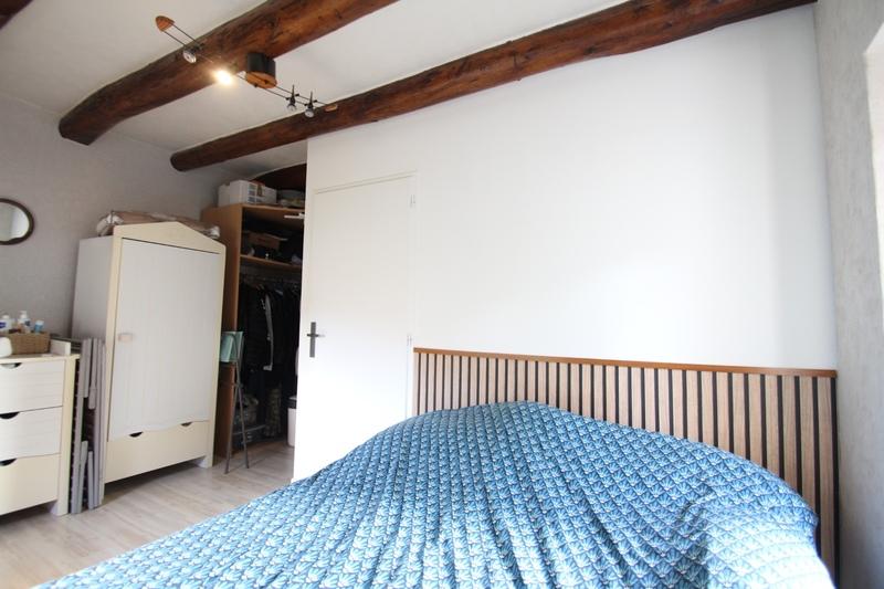 Appartement ancien - 56 m² - 3 pièces