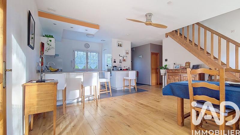 Maison - 83 m² - 5 pièces