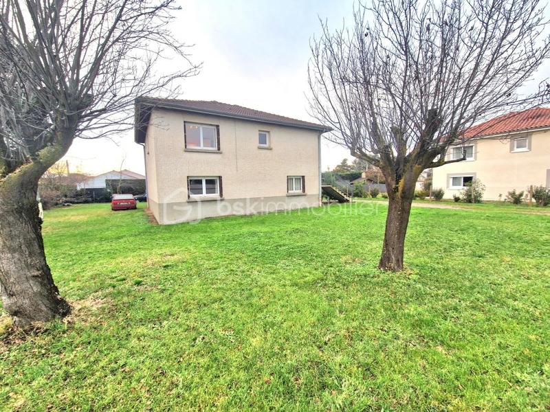 Maison traditionnelle - 116 m² - 6 pièces