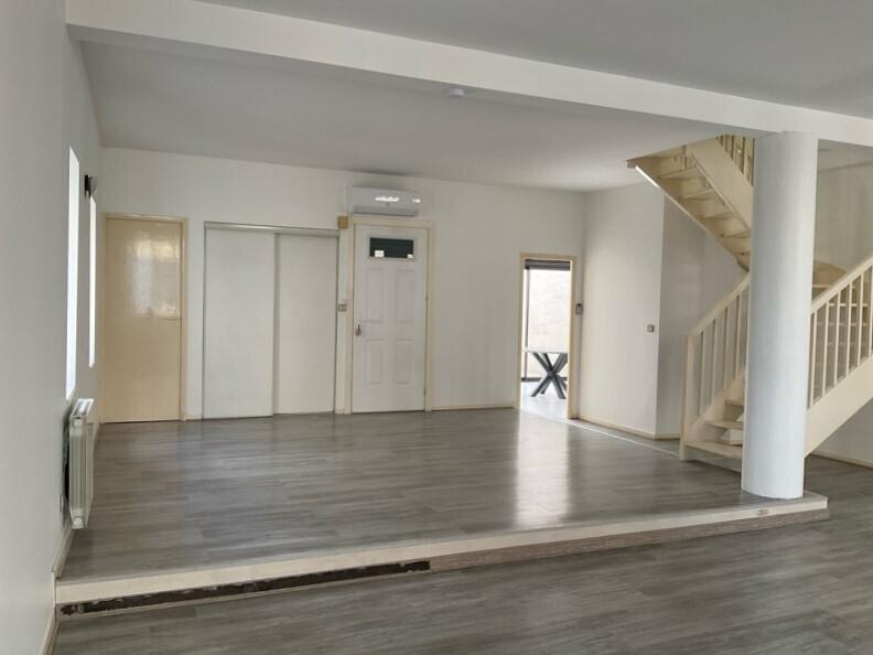 Duplex - 160 m² - 4 pièces