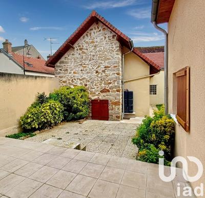 Maison de ville - 108 m² - 6 pièces