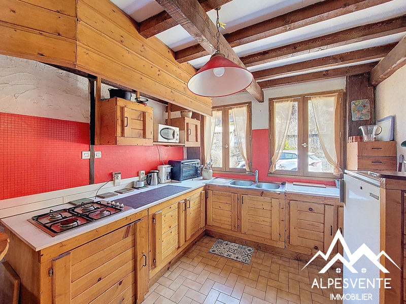 Maison - 118 m² - 8 pièces