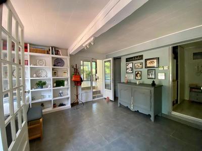 Villa - 171 m² - 6 pièces