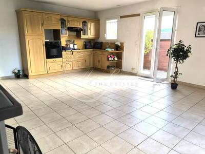 Villa - 90 m² - 4 pièces