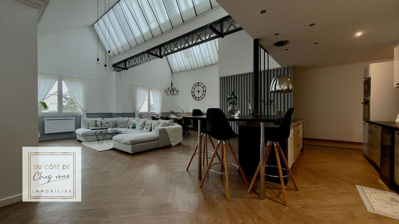 Appartement - 185 m² - 6 pièces