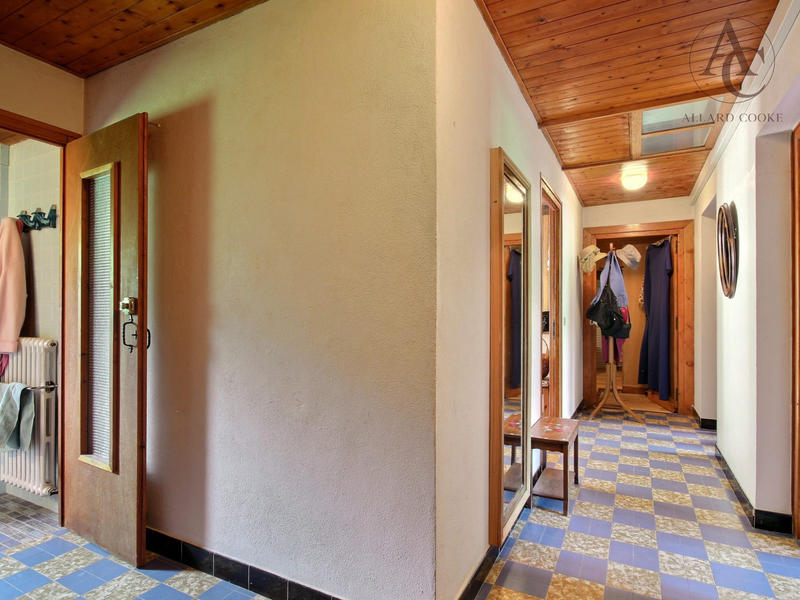 Châlet - 223 m² - 8 pièces