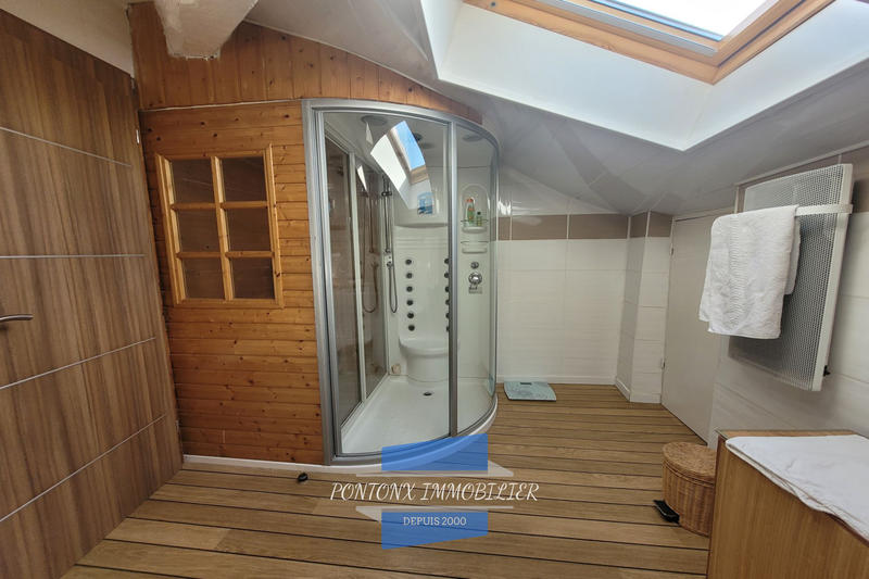 Maison - 167 m² - 5 pièces