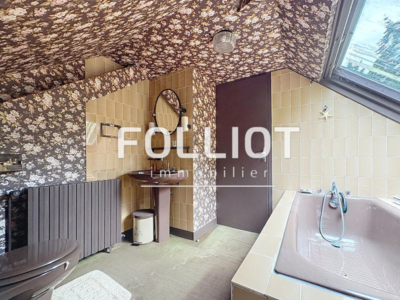 Maison - 112 m² - 7 pièces