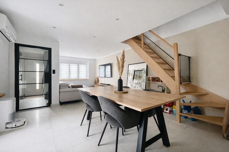 Maison - 80 m² - 3 pièces