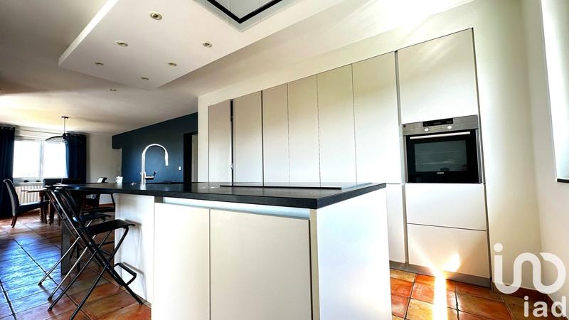 Maison - 178 m² - 8 pièces