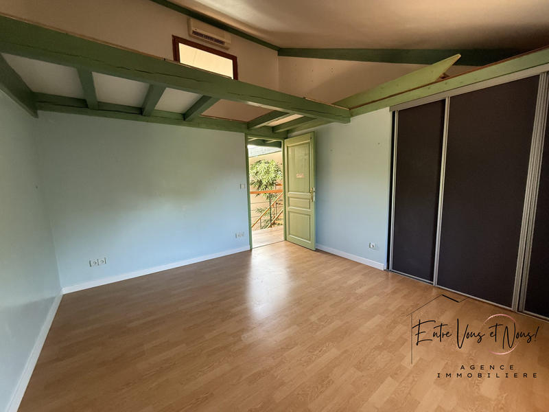 Maison ancienne - 432 m² - 10 pièces