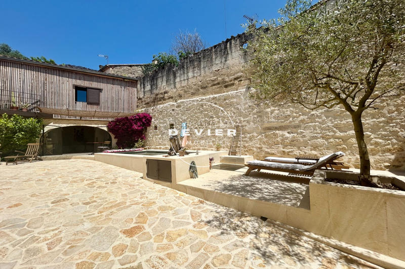 Maison - 200 m² - 7 pièces