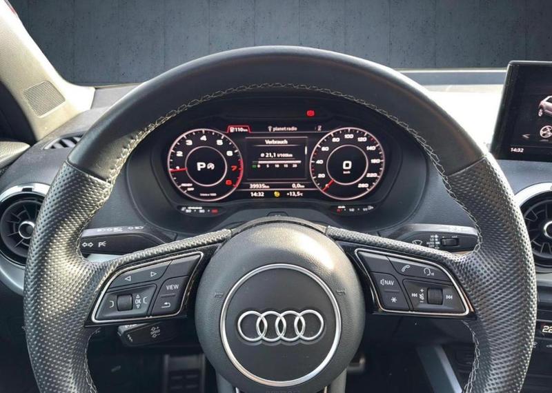 Audi Q2 35 Tfsi s-line s-Tronic Matrix/CarPlay Garantie Audi 12/2026