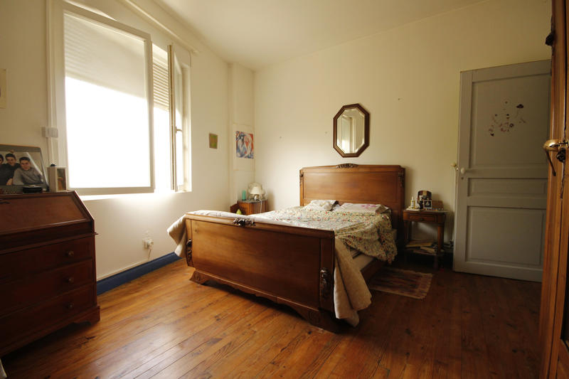 Maison - 230 m² - 6 pièces