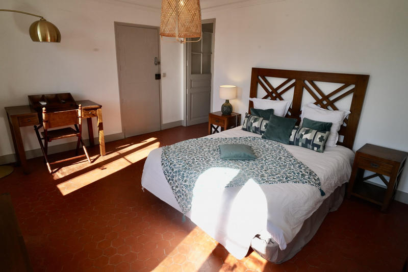 Bastide - 684 m² - 10 pièces