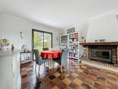 Maison - 166 m² - 8 pièces