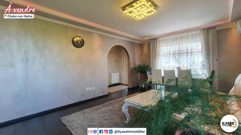 Maison - 144 m² - 7 pièces