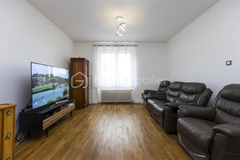 Maison - 159 m² - 6 pièces