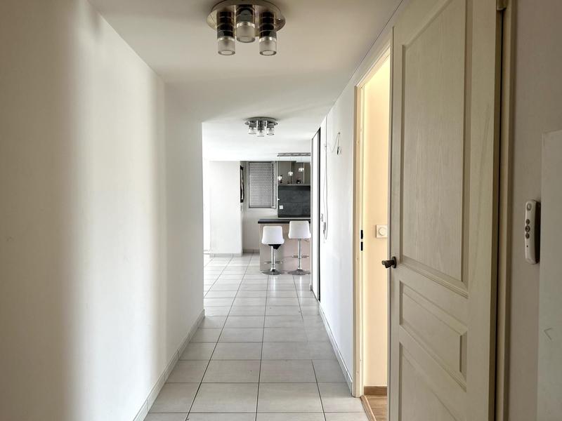 Appartement - 88 m² - 4 pièces