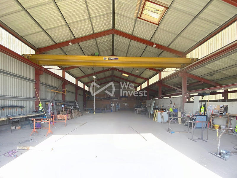 Local commercial - 840 m²