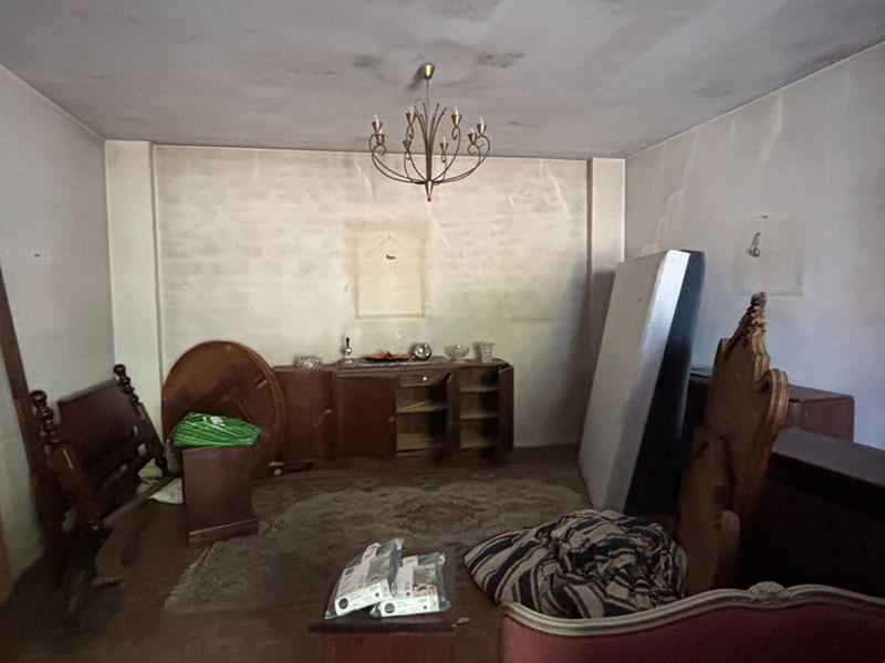 Maison - 235 m² - 9 pièces