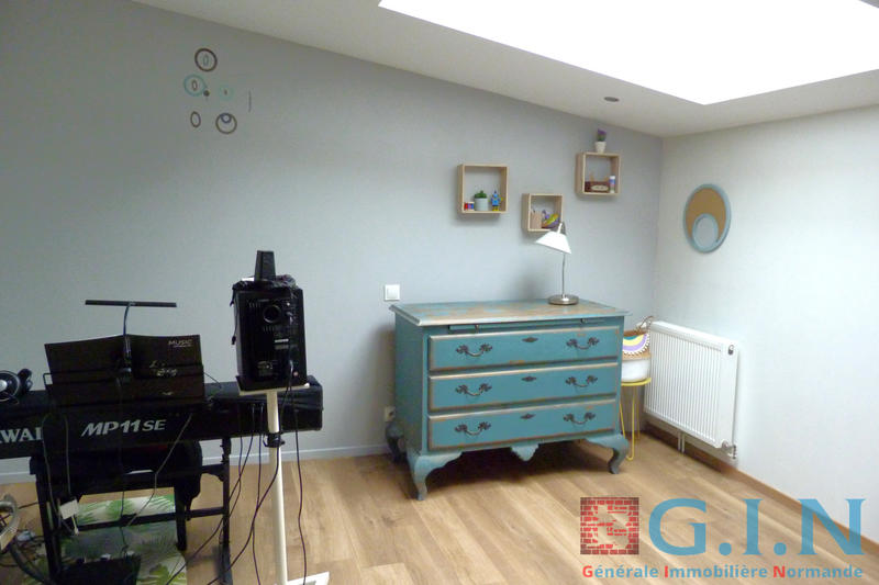 Maison - 170 m² - 10 pièces