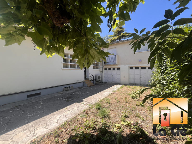 Maison - 142 m² - 5 pièces