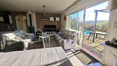 Maison - 105 m² - 5 pièces