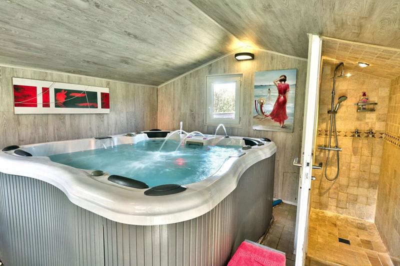 Maison - 144 m² - 7 pièces