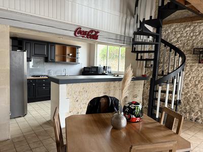 Maison - 92 m² - 3 pièces