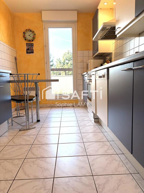 Appartement - 86 m² - 4 pièces