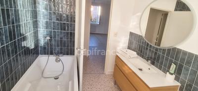 Maison de ville - 110 m² - 5 pièces