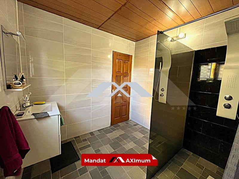 Maison - 122 m² - 4 pièces