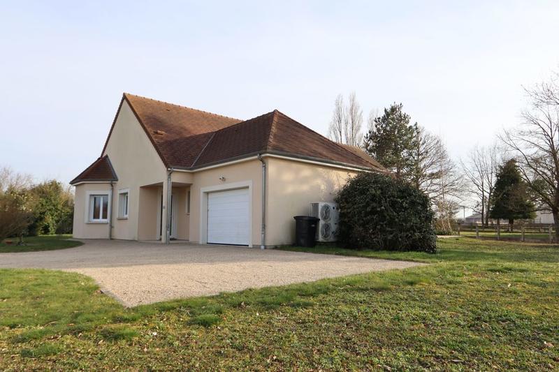 Maison - 255 m² - 10 pièces