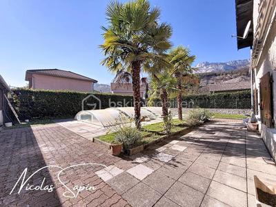 Maison - 128 m² - 5 pièces