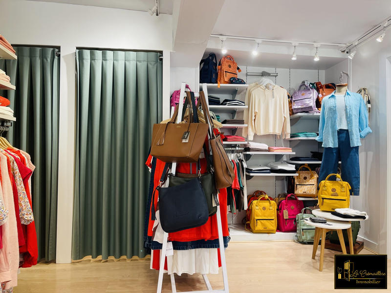 Fonds de commerce - Magasins - 59 m²
