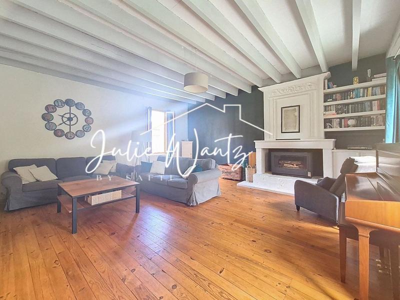 Maison - 186 m² - 6 pièces