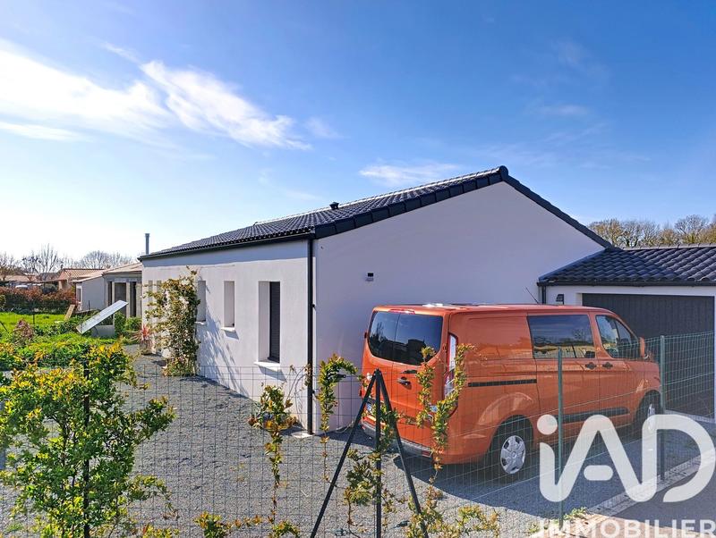 Maison - 85 m² - 4 pièces