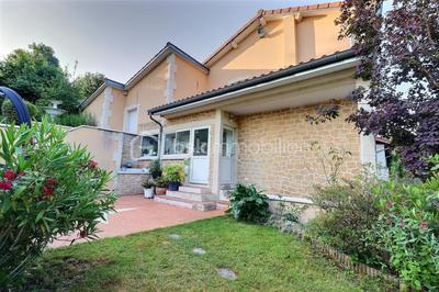 Maison de village - 154 m² - 5 pièces