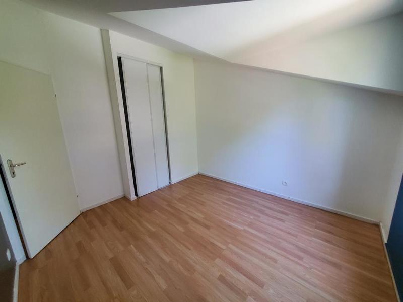 Pavillon - 96 m² - 5 pièces