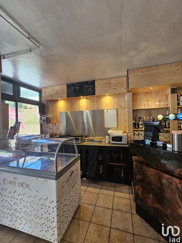 Local commercial - 190 m²