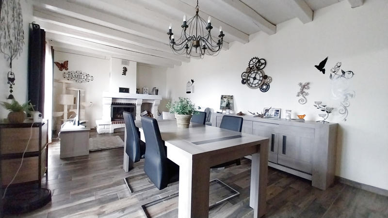 Maison - 150 m² - 7 pièces