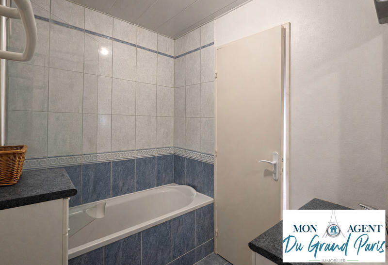 Maison - 85 m² - 5 pièces