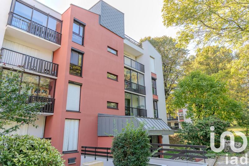 Appartement - 93 m² - 5 pièces