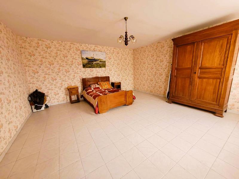 Maison - 183 m² - 4 pièces