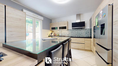 Immeuble - 247 m² - 7 pièces